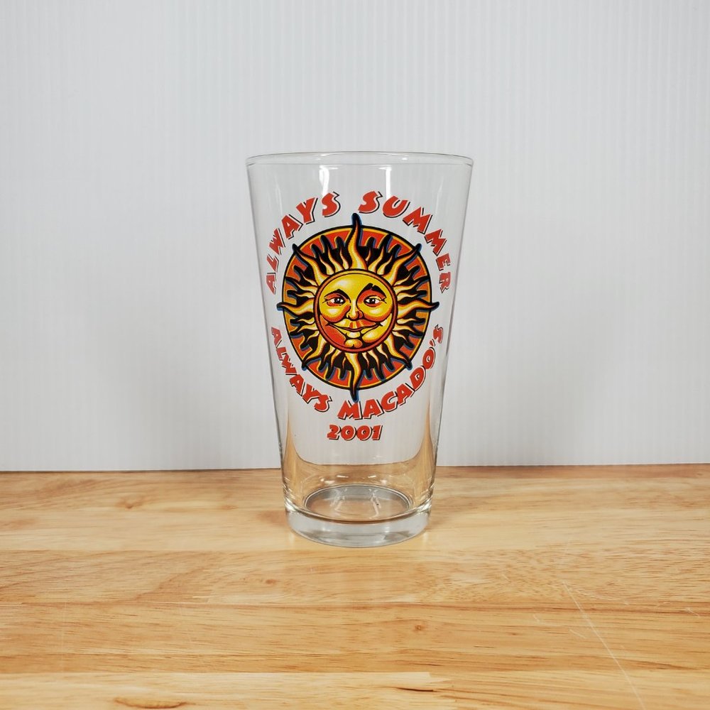 Macado’s Souvenir Beer Pint Glass 16 oz. with Always Summer '01 Sun Graphic EUC